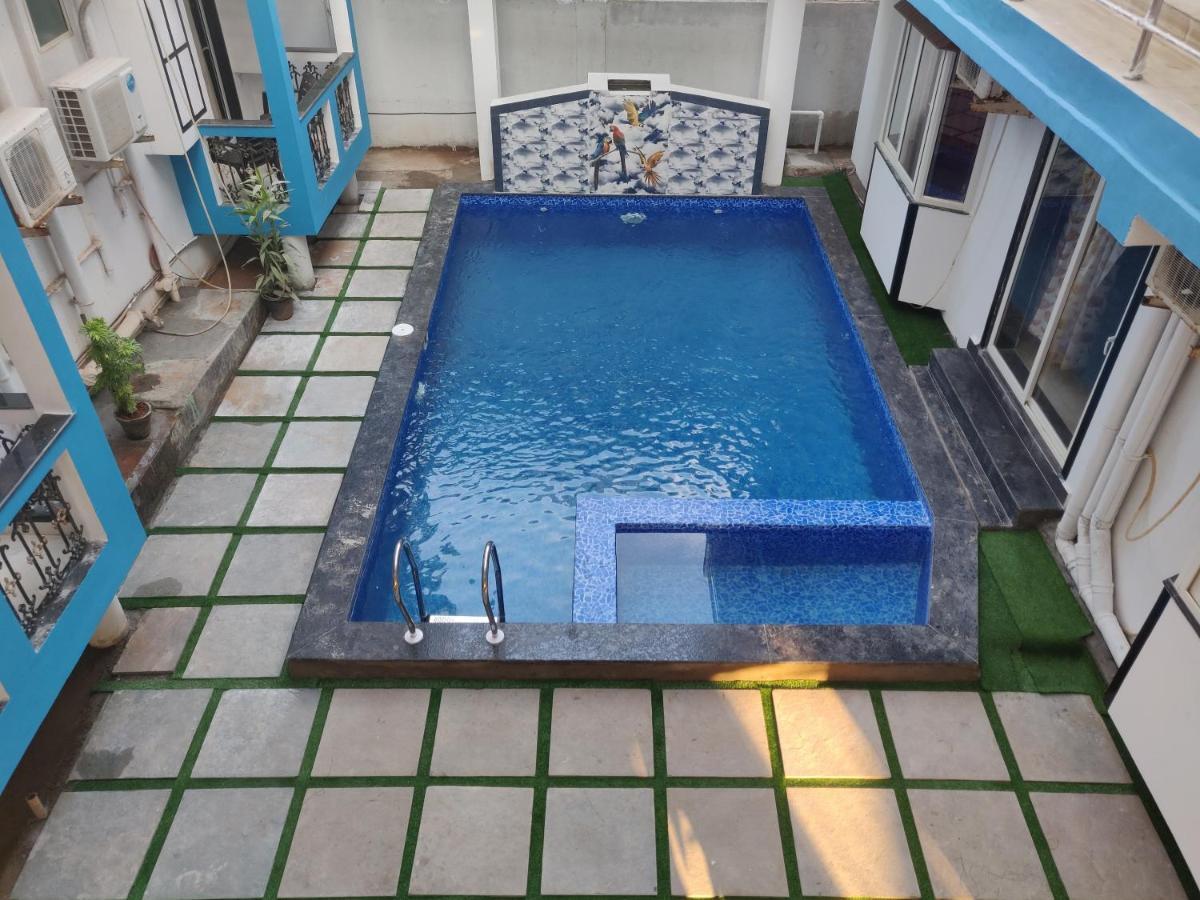 Queen Of Queen'S Hotel Calangute Exterior foto